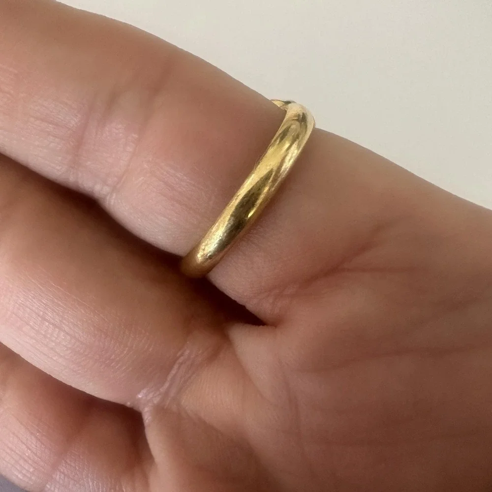 VTG 1980's Avon Gold Tone Clear‎ Rhinestone Dome Cocktail Ring Size 10 Statement